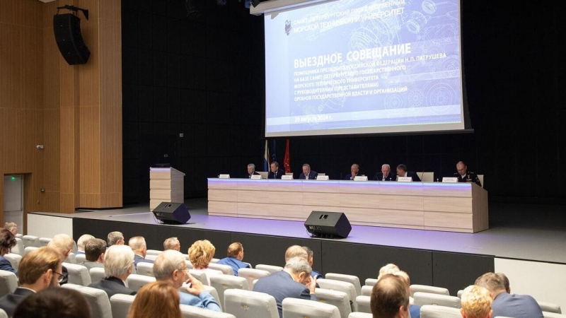 Патрушев обсудил проекты научных центров ведущих университетов в Петербурге