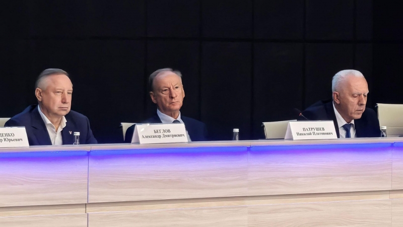 Патрушев обсудил проекты научных центров ведущих университетов в Петербурге