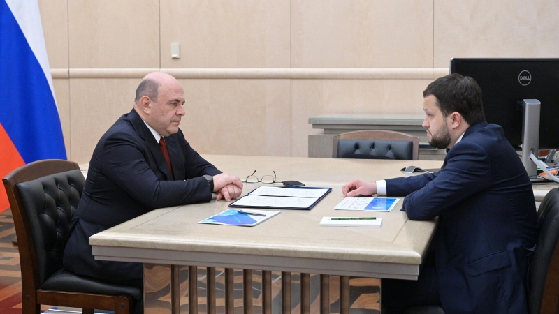 Авиация продолжает развиваться, несмотря на санкции, заявил Мишустин