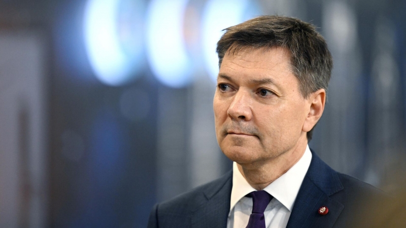 Космонавт Кононенко рассказал, как чихать в скафандре