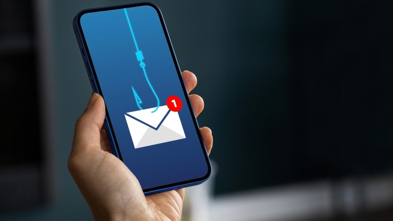 В Госдуме предупредили о новом способе мошенничества с приложениями