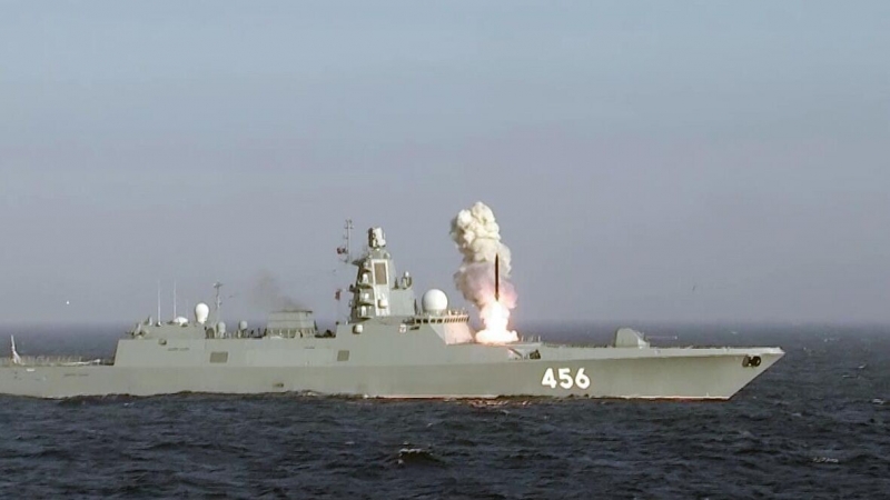 Фрегат "Адмирал Головко" уничтожил ударный дрон в Баренцевом море