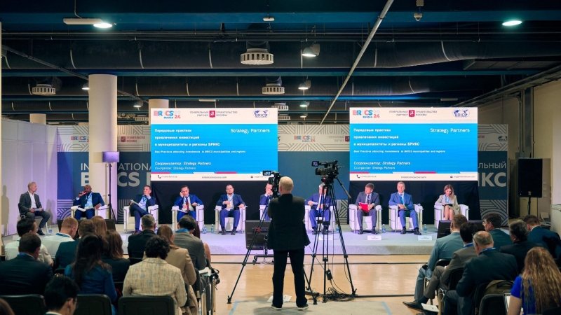 Столичные предприятия производят все необходимое для учебы школьников