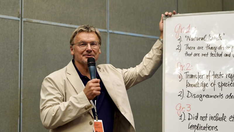 Нейролингвист сочла перспективными исследования наличия сознания у ИИ