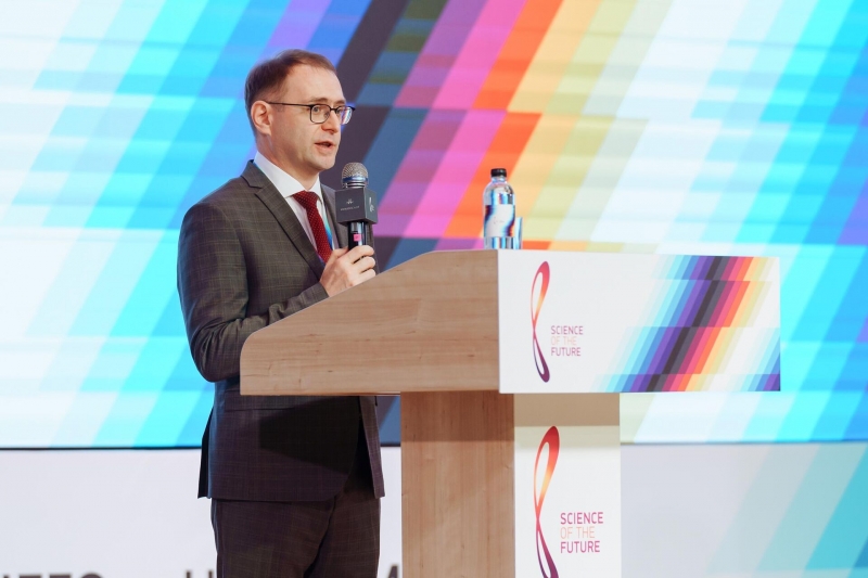 "Молодежь и мастодонты". В России открылся форум молодых ученых