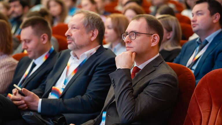 "Молодежь и мастодонты". В России открылся форум молодых ученых