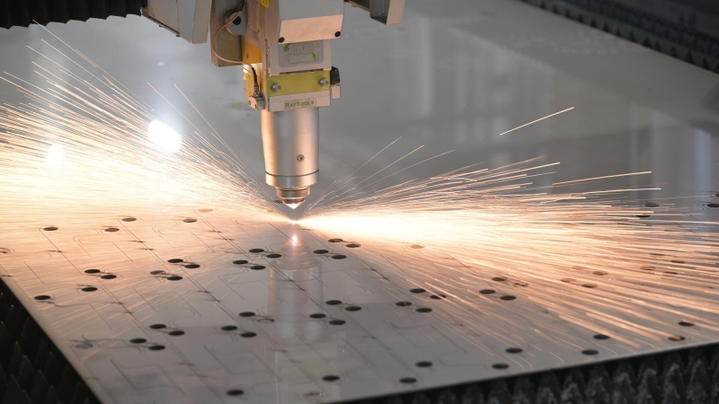 Российские ученые разработали лазерные технологии для ремонта самолетов