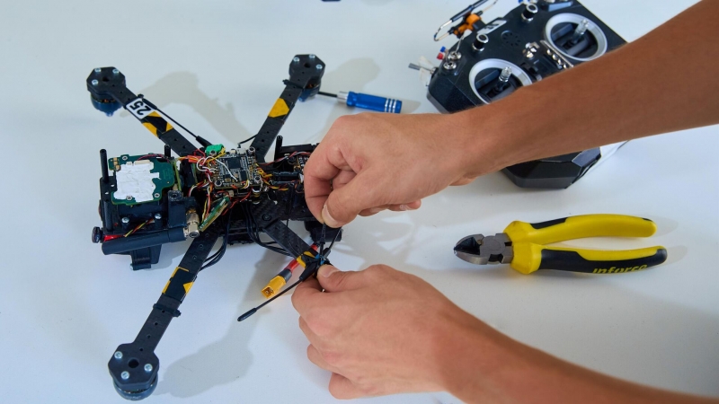 Россия входит в тройку лидеров в области развития ИИ, заявил Мишустин