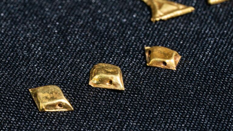 В России нашли уникальный клад золотых украшений