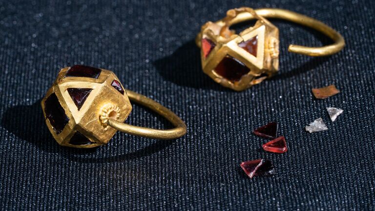 В России нашли уникальный клад золотых украшений