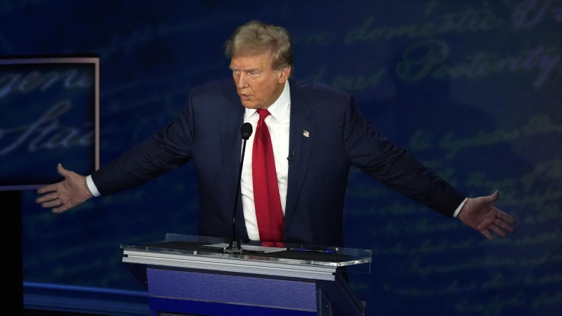 В США обвинили китайских хакеров во взломе устройств политиков