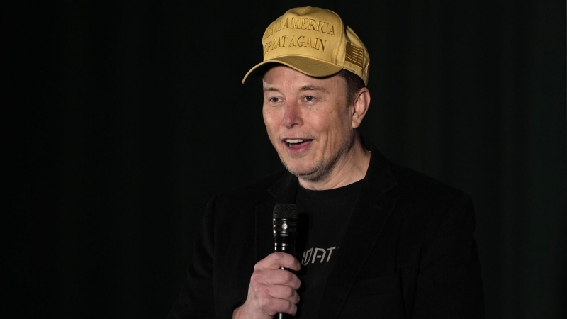 СМИ: Илон Маск захватил Украину