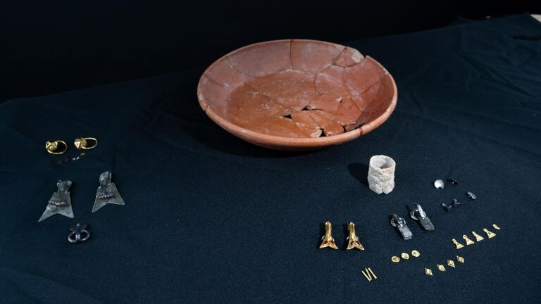 В России нашли уникальный клад золотых украшений