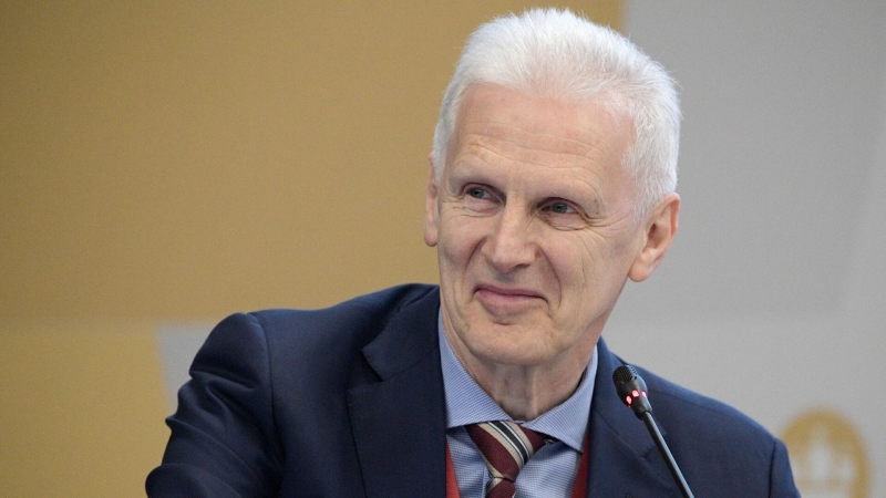 Фурсенко призвал к изменению психологии потребителей биотехнологий