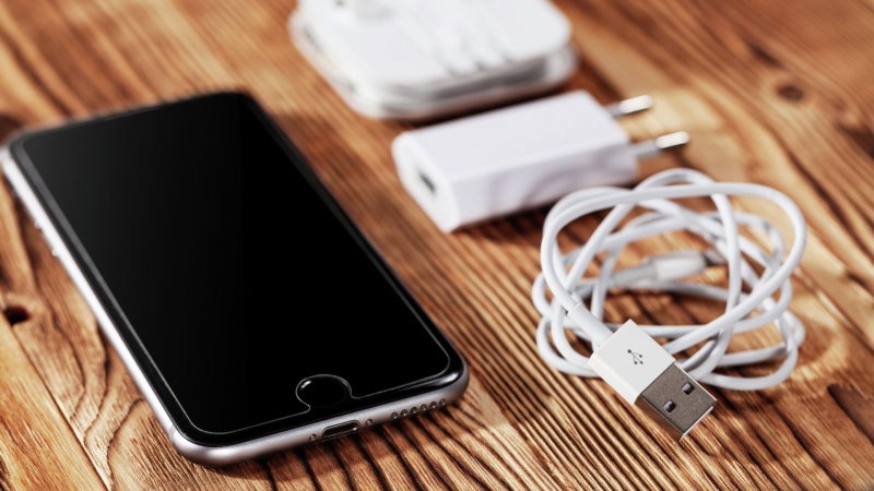 В ЕС вступили в силу новые правила для смартфонов