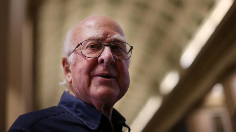 Велихов воспитал несколько поколений талантливых ученых, заявил Красников