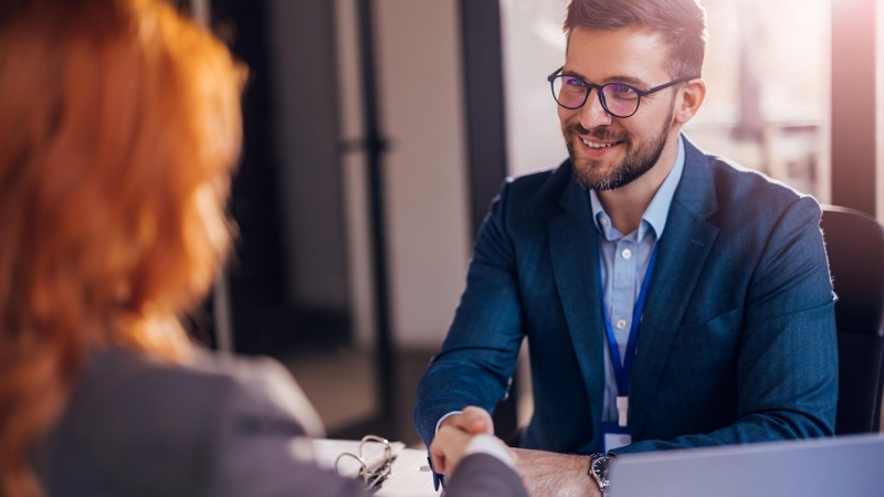 Крупные банки обязали вносить реквизиты мошенников в свои системы за час