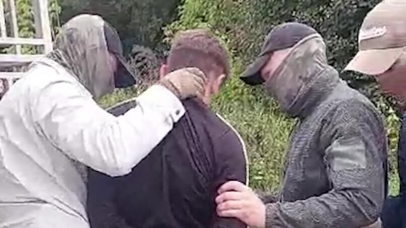 "Всегда придумывают что-то новое". Как у россиян крадут сотни миллиардов