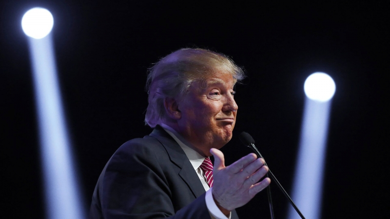 Apple планирует масштабные инвестиции в экономику США, заявил Трамп