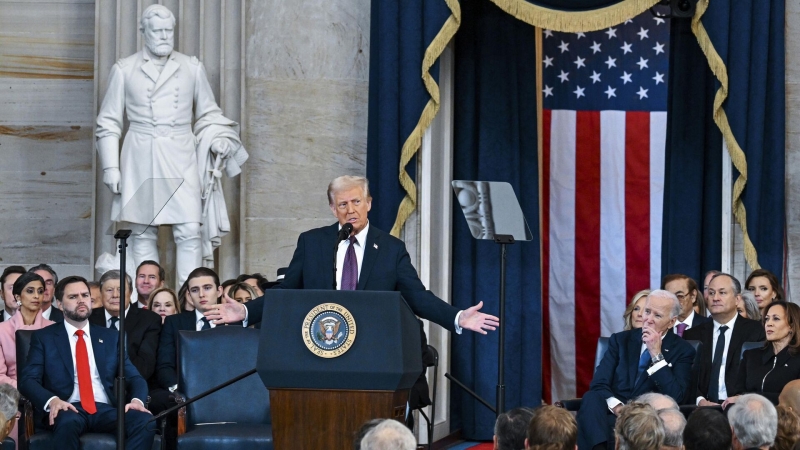 Трамп заявил, что США водрузят флаг на Марсе