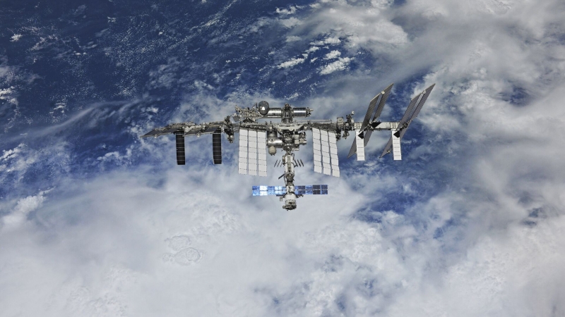 Высоту орбиты МКС подняли на 3,4 километра перед полетом Союза
