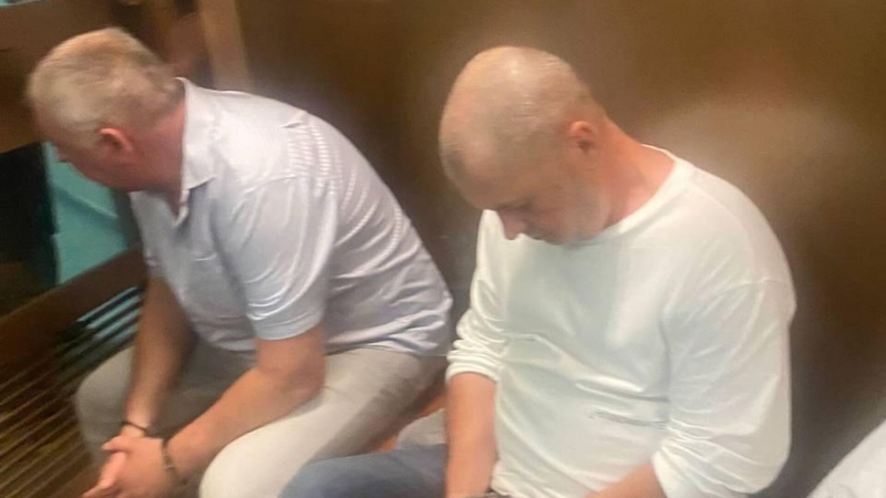 Двое жителей Новосибирска похитили 3,5 миллиона рублей у сервиса такси