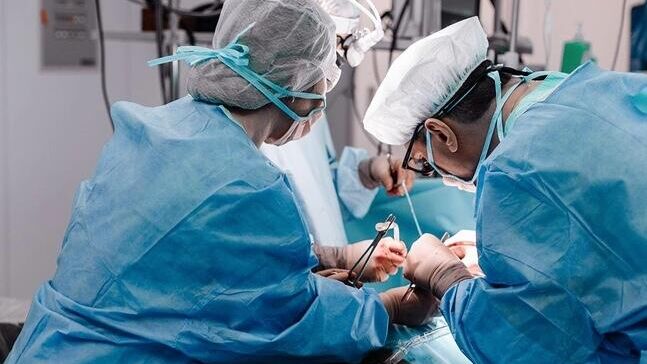 В Иркутске новорожденному провели операцию с помощью ангиографа