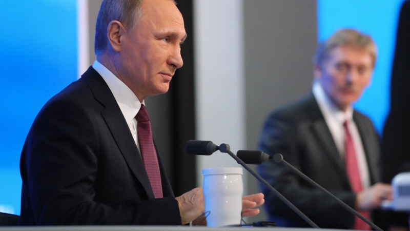 Путин вручит премии молодым ученым