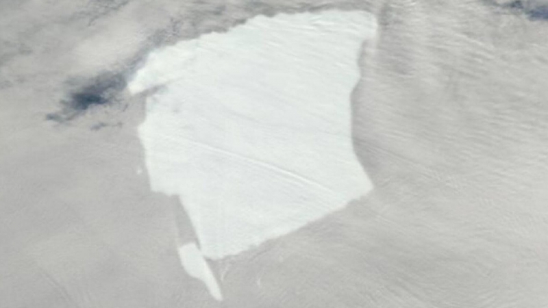 Осколку крупнейшего в мире айсберга дали название