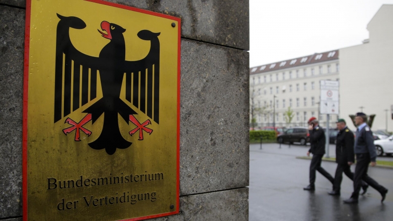 Над базой бундесвера пролетели неизвестные беспилотники, пишет SZ