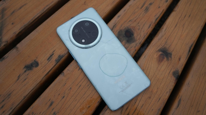 Обзор смартфона HONOR X9c: защиты много не бывает