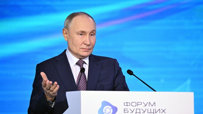 Путину показали кролика с имплантированным сосудом