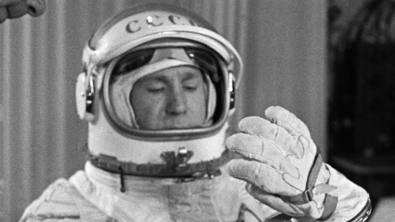 В "Звезде" рассказали, чем отличается скафандр Леонова от современного