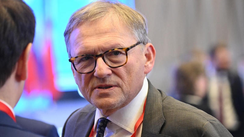 Китайские компании хотят развивать отношения с Россией, заявил Титов