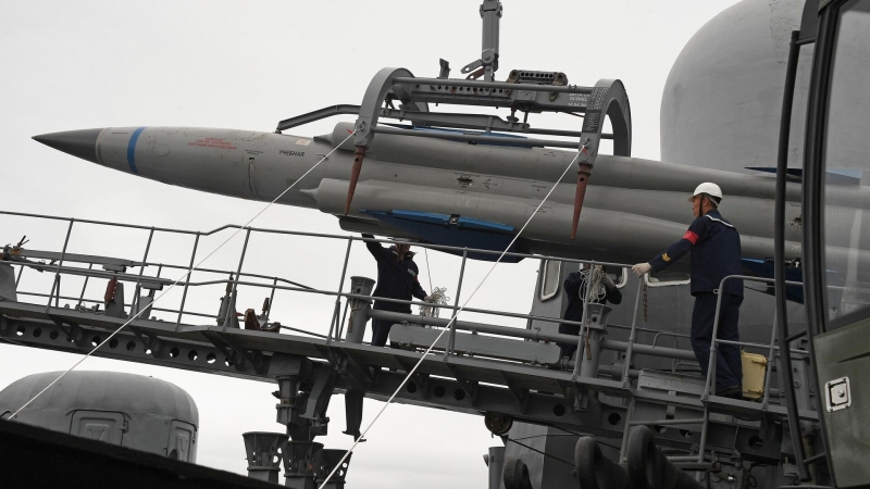 Индия и Россия подписали контракт на закупку двигателей танков Т-72