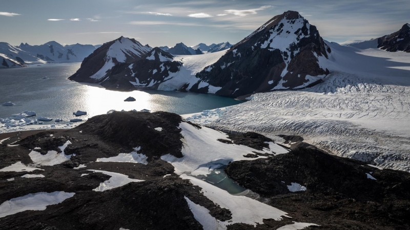 В ловушке с психопатом: станция в Антарктиде передала тревожное сообщение