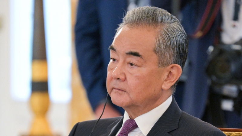 Си Цзиньпин призвал к ускорению развития боевой мощи Китая