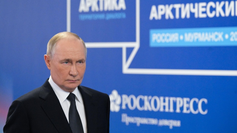 Путин предложил Баканову обсудить финансирование космических программ