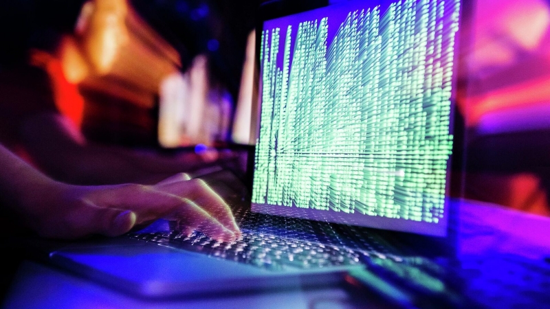 Украина отрицает причастность к кибератаке на соцсеть X, пишет Newsweek