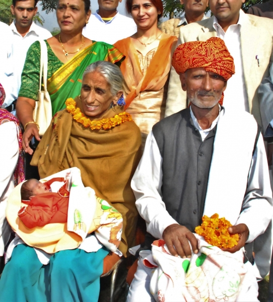 "Секрет прост": как женщинам за 60 лет удается рожать здоровых детей