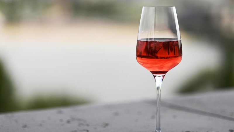 В Китае мужчине вживили "чип трезвости"