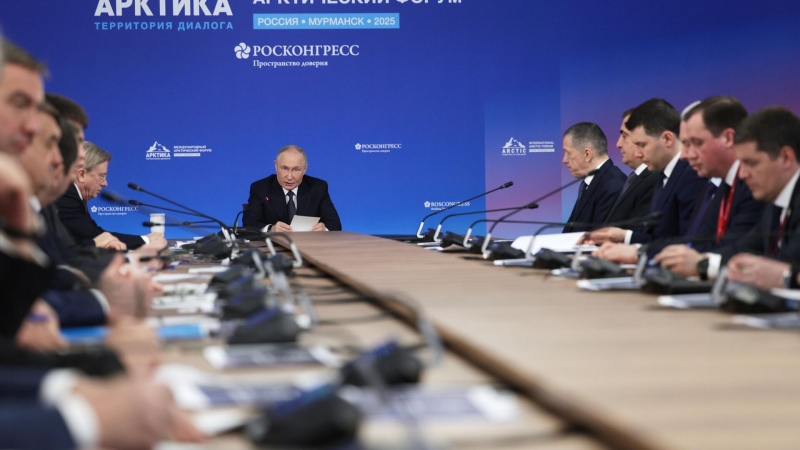 Новый ледокол "Якутия" вышел в первый рейс