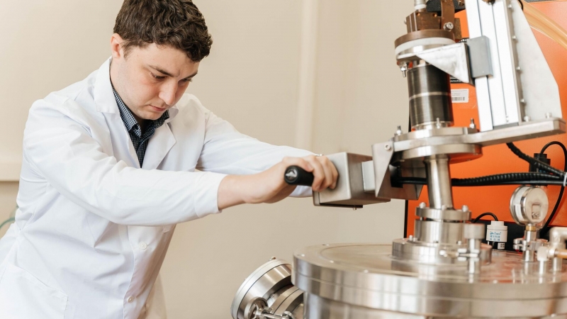 В России смогли получить чистое топливо с помощью Солнца