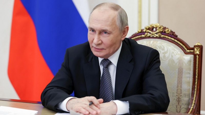 Путин поручил подготовить предложения о сохранении научного наследия ученых