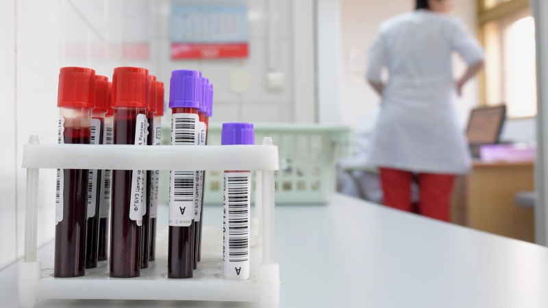 Онколог оценил заявления о создании в России препарата от рака