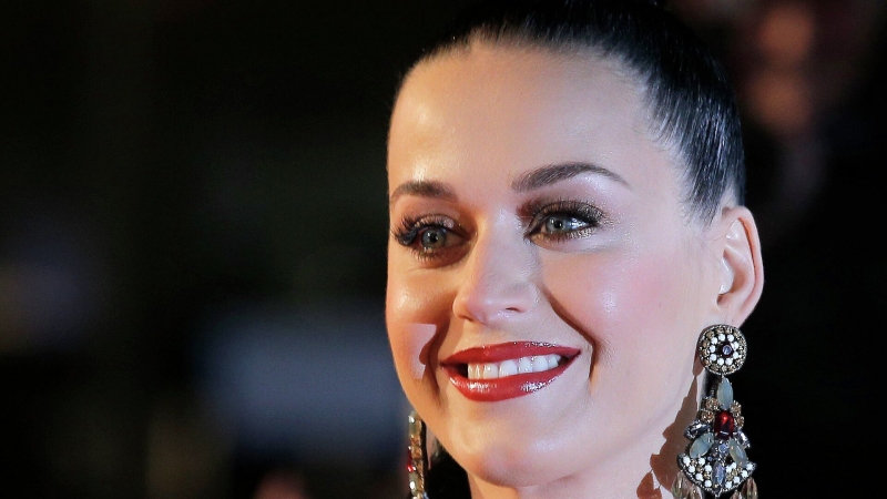 Кэти Перри напишет песню о полете в космос