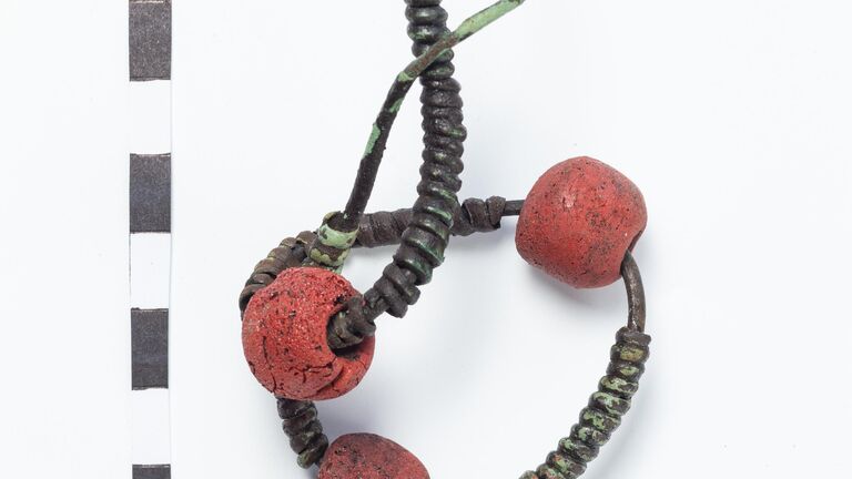 Вожди или жрецы? Ученые открыли новый обряд погребения ранних славян