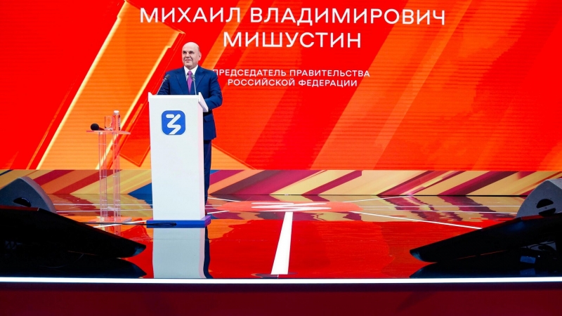 Мишустин рассказал о производстве литий-ионных батарей в России