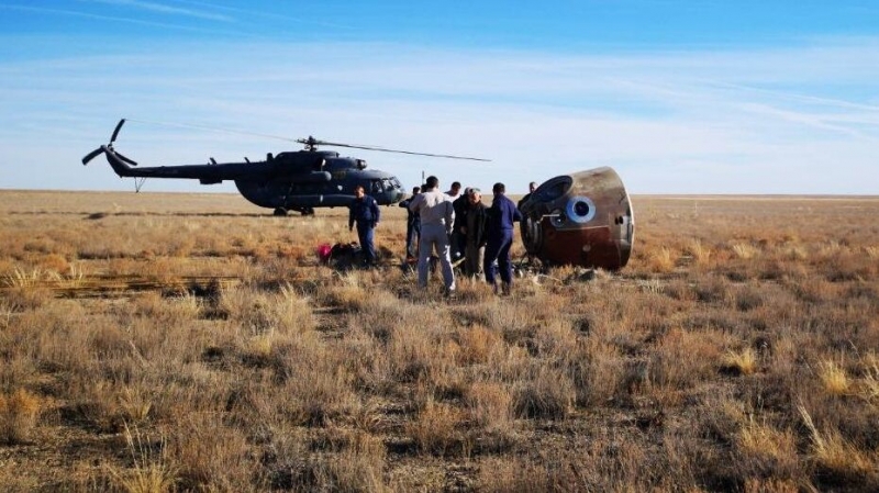 "Союз МС-26" с россиянами и американцем приземлился в Казахстане