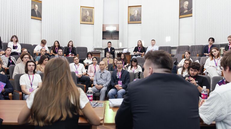 Очень высокий IQ. В России открылся форум "Наука будущего – наука молодых"